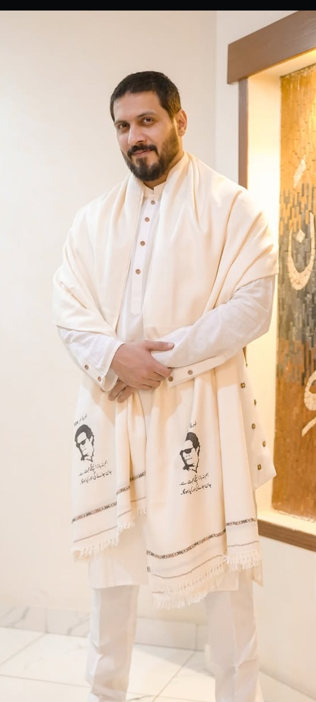 IMRAN KHAN SHAWL FOR Gents & Women - Trendy Crate Pk